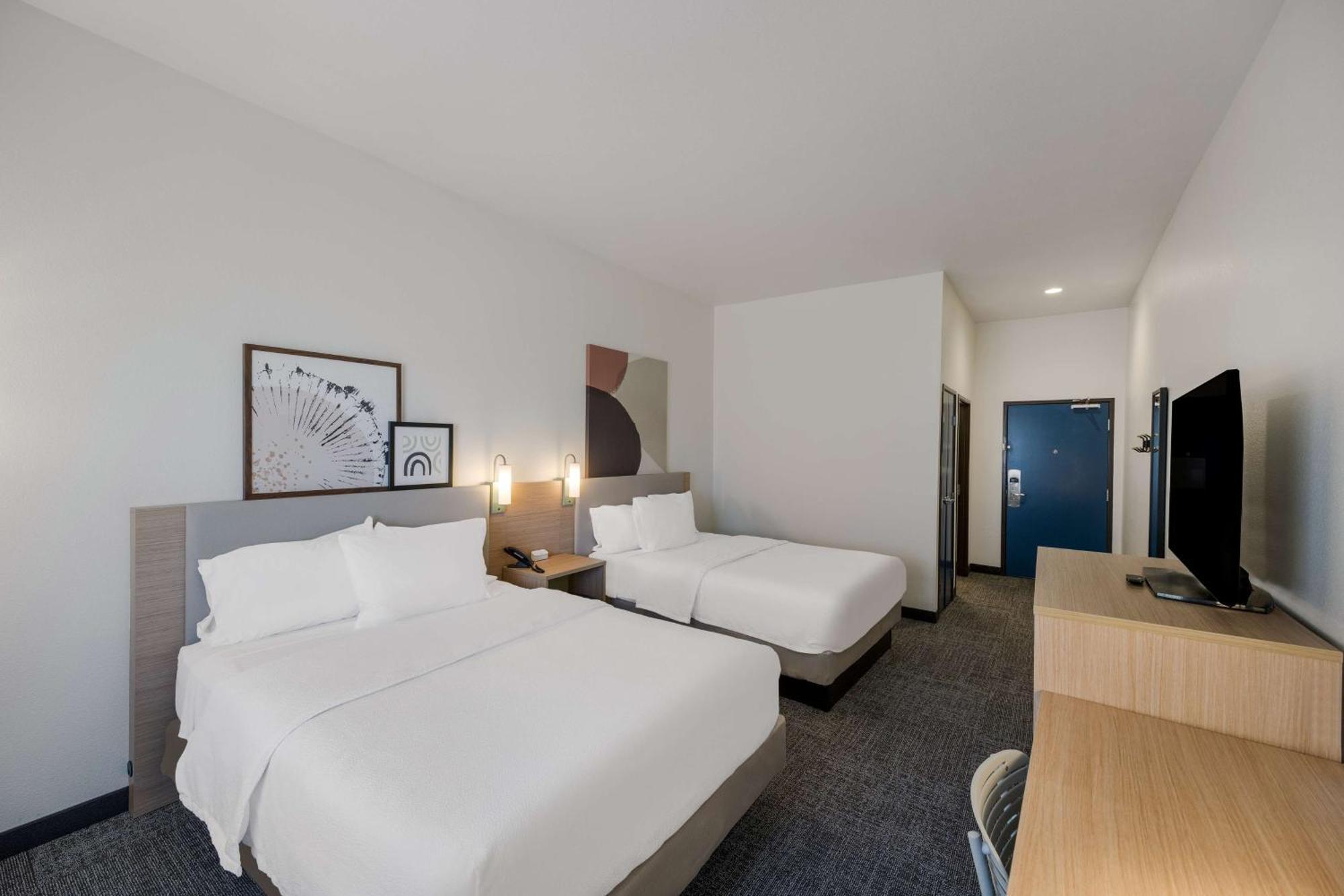 Spark By Hilton Midland South Bagian luar foto
