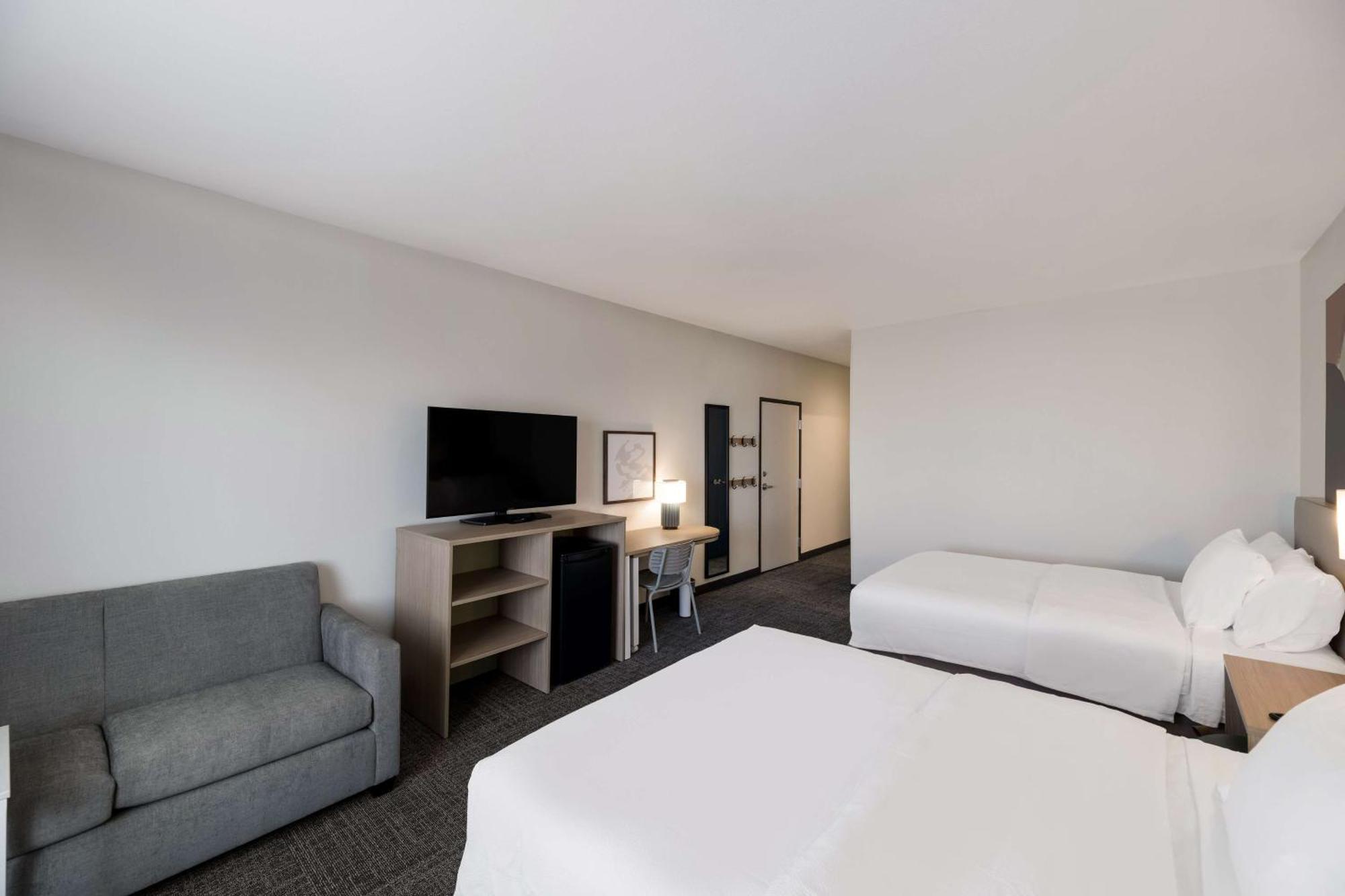 Spark By Hilton Midland South Bagian luar foto