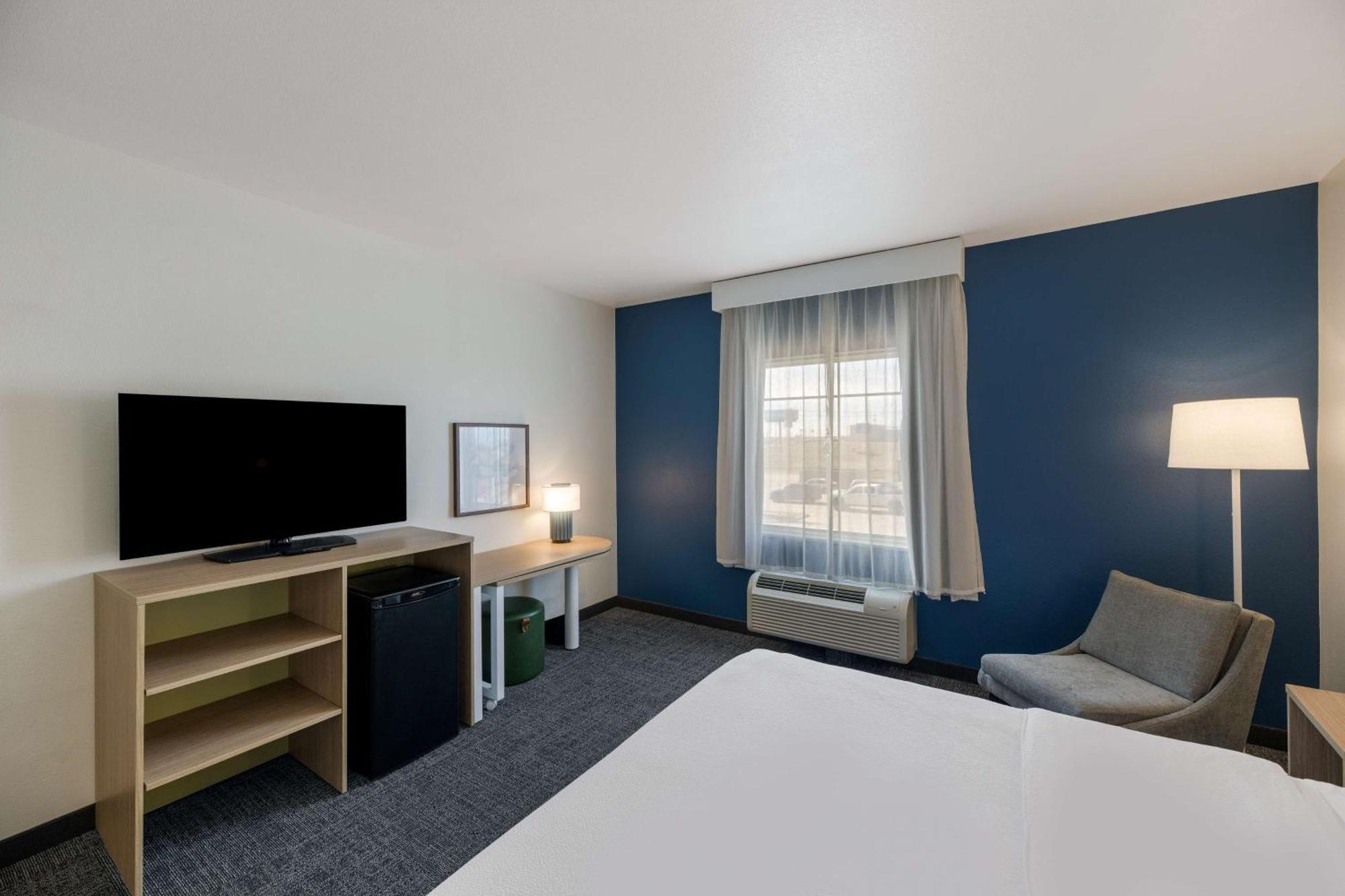 Spark By Hilton Midland South Bagian luar foto