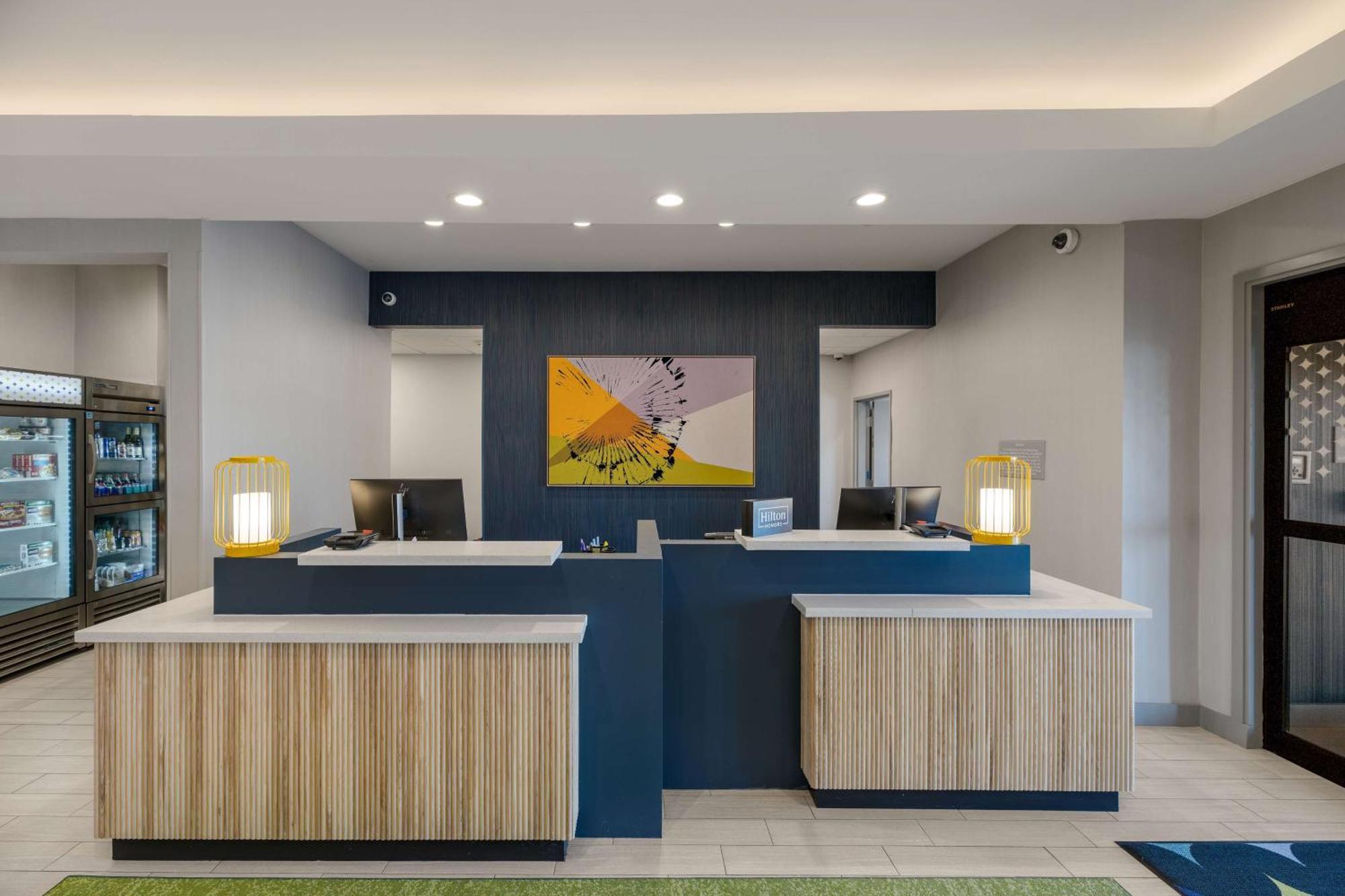Spark By Hilton Midland South Bagian luar foto